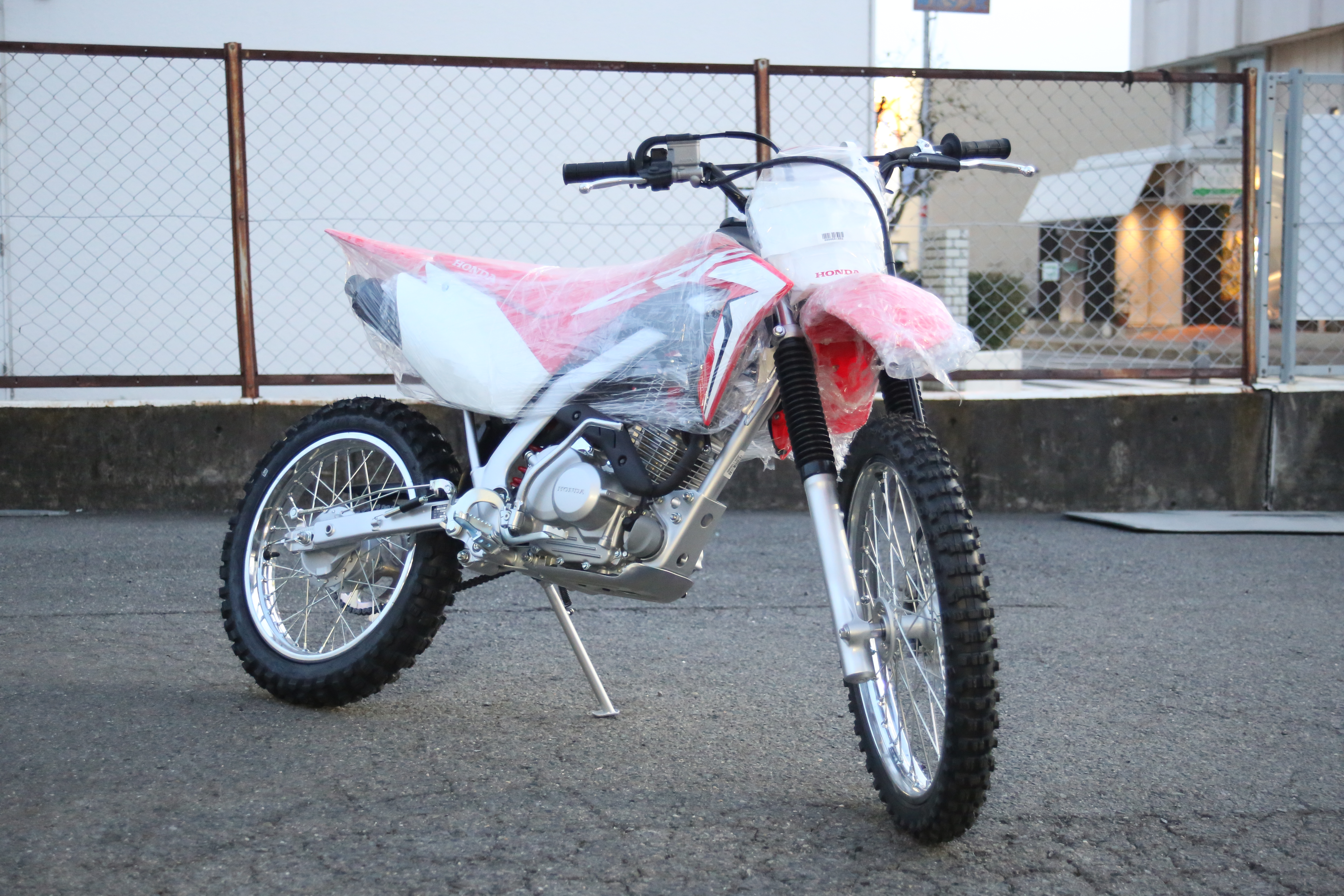 Crf125f納車になりました 岡島モータークラブのスタッフブログ