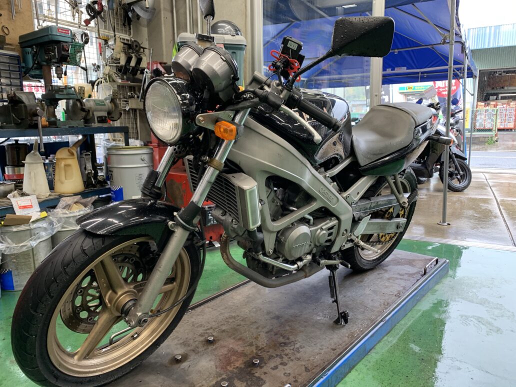 VT250スパーダ修理 | 岡島モータークラブのスタッフブログ