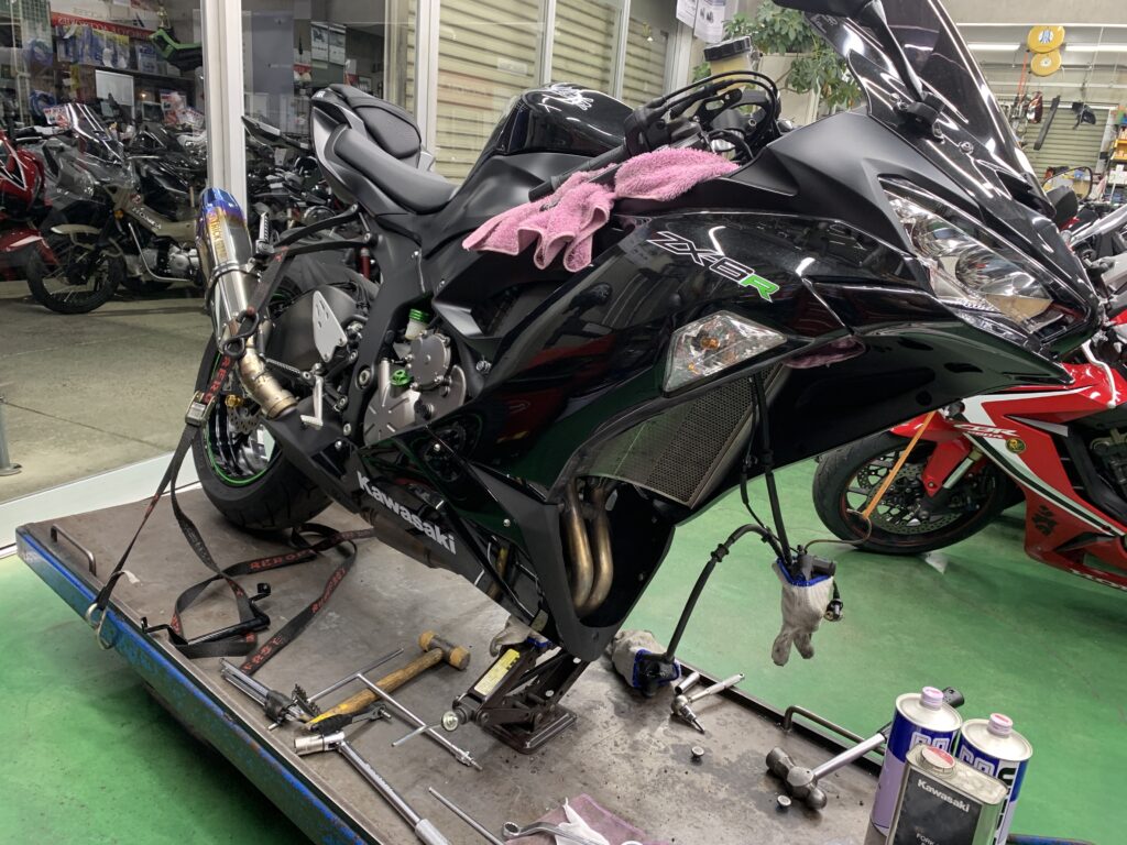 ZX-6R | 岡島モータークラブのスタッフブログ